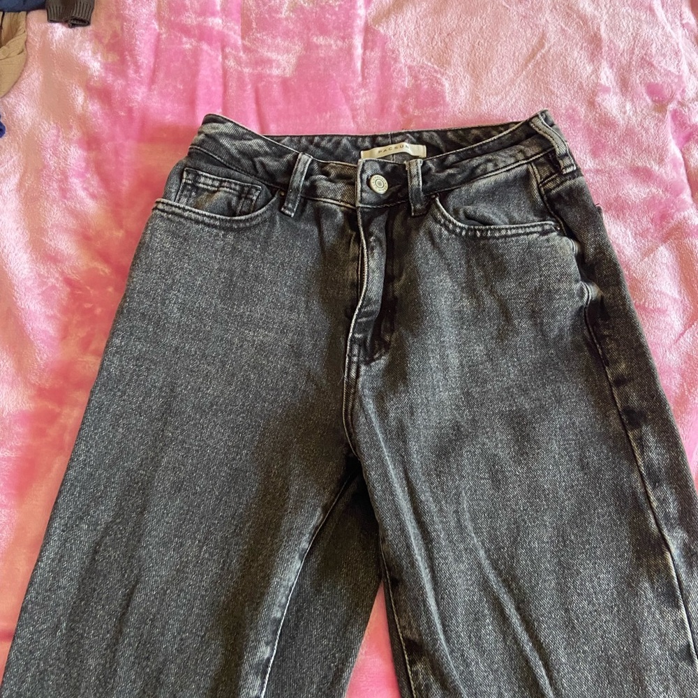 PacSun Charcoal Mom Jeans